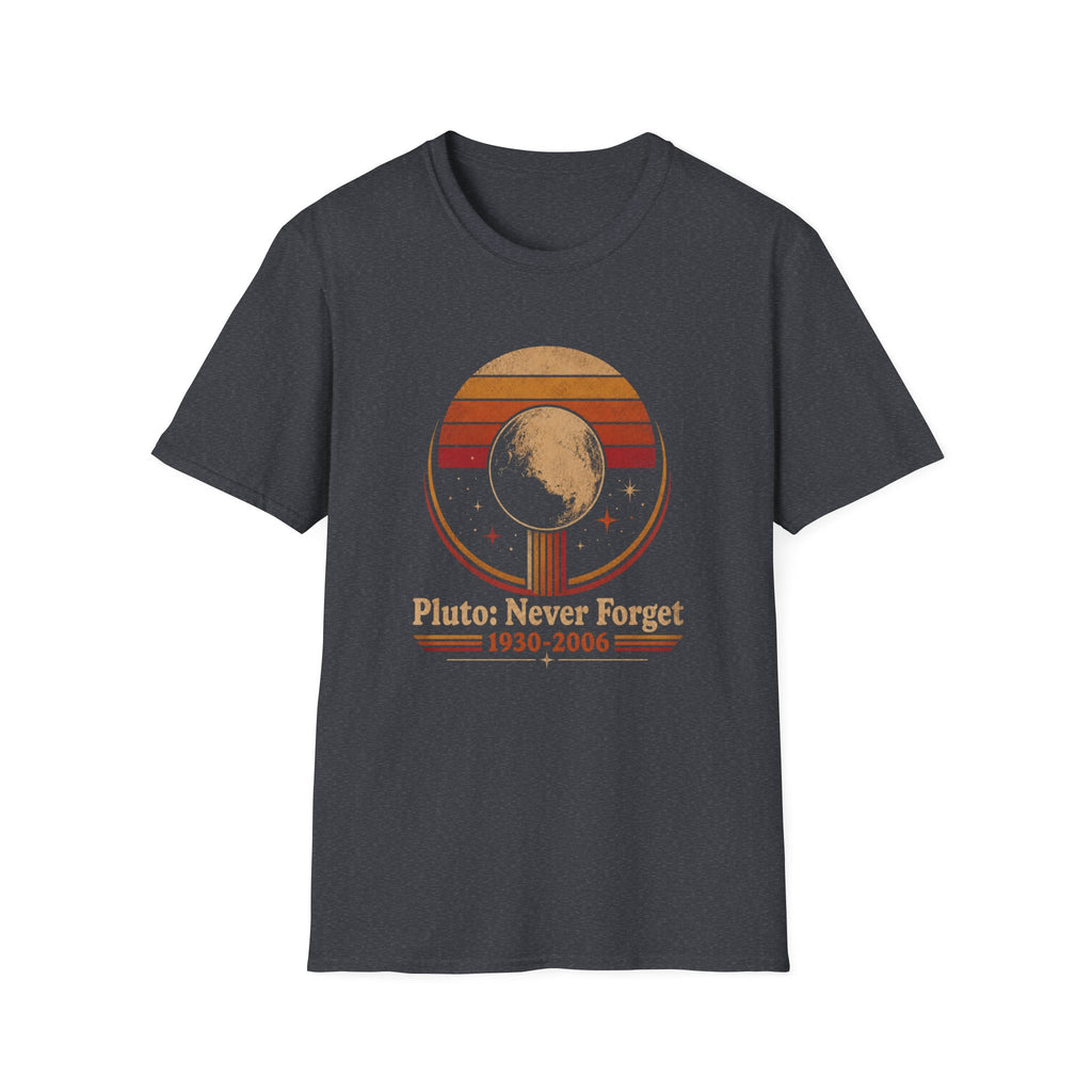 Pluto: Never Forget Retro T-Shirt